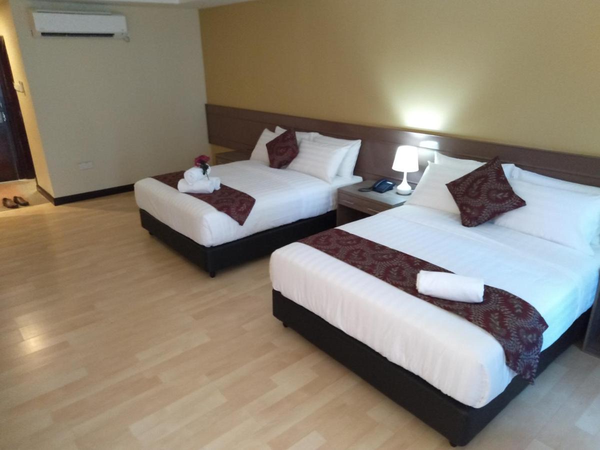 Temu Primula Hotell Kampong Seberang Timor Eksteriør bilde