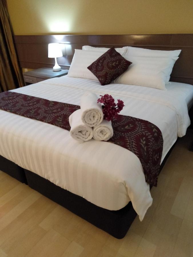 Temu Primula Hotell Kampong Seberang Timor Eksteriør bilde