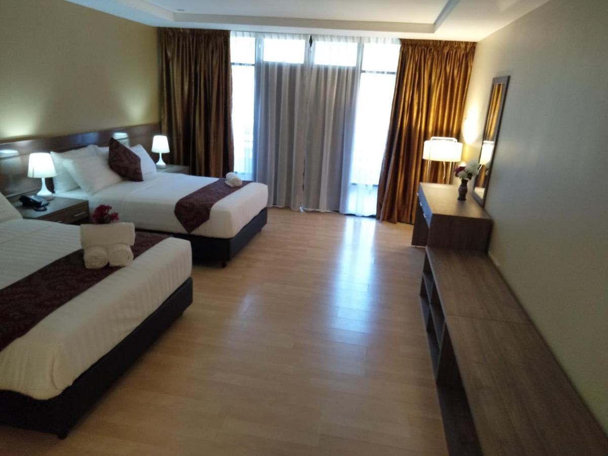 Temu Primula Hotell Kampong Seberang Timor Eksteriør bilde